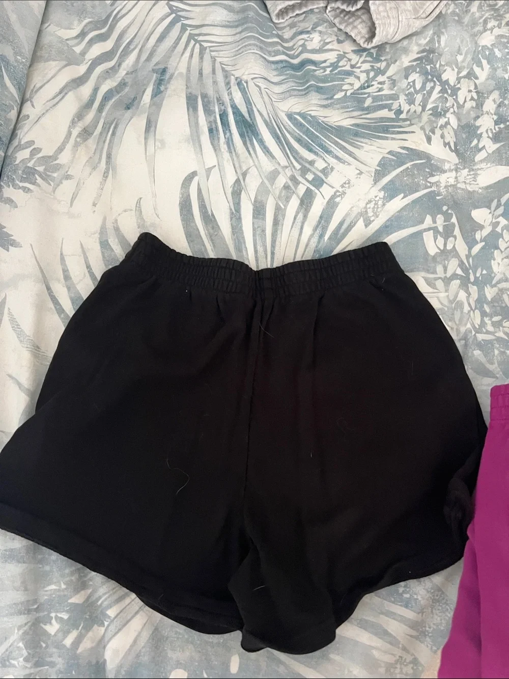 GAP 3-Pack Elastic Waist Shorts in Black and Magenta